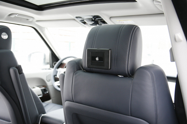 iPad крэдл в Range Rover 2013MY